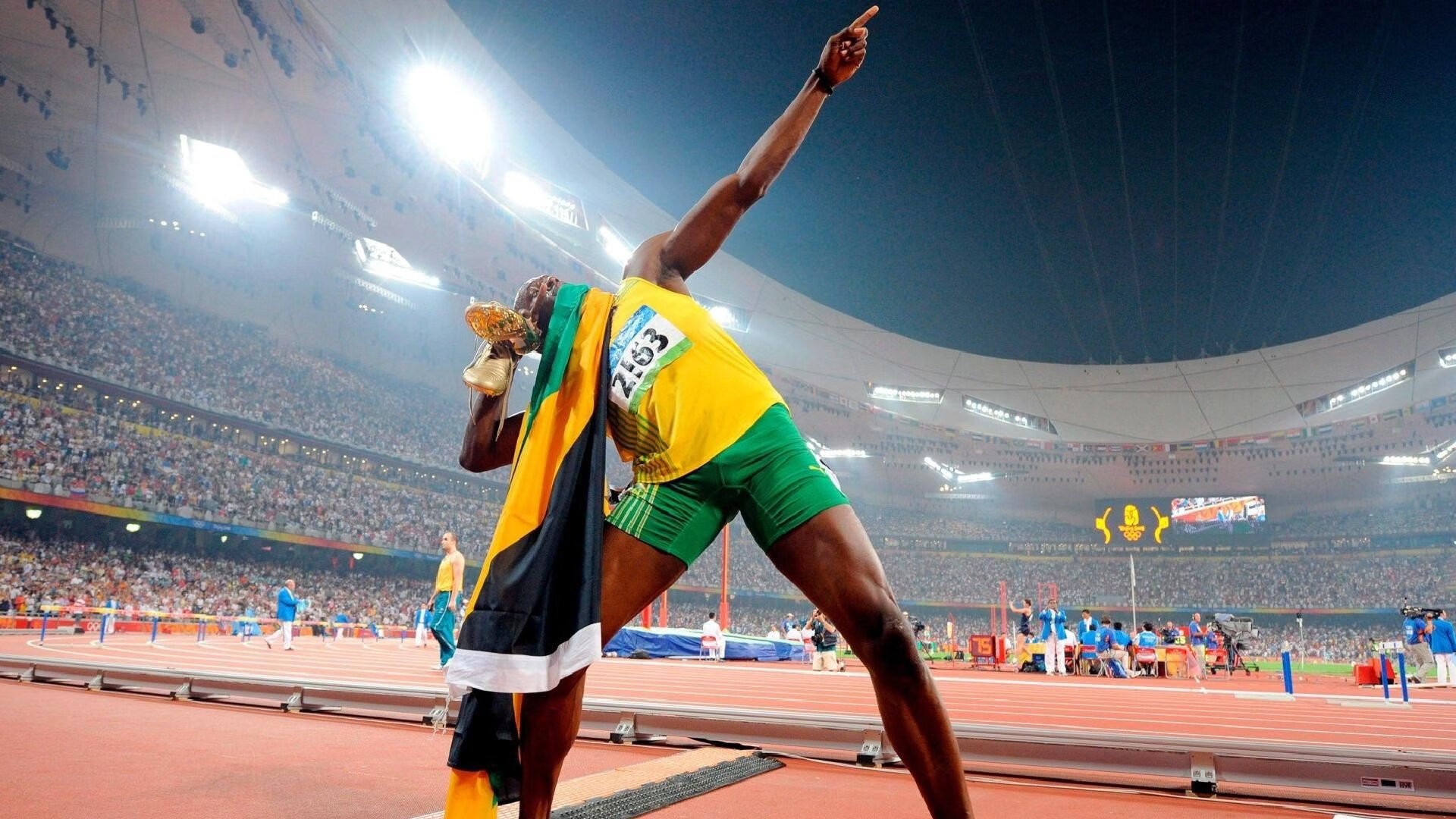 萨卡独舞安联,当个人天赋刺穿德国战车的钢铁洪墙