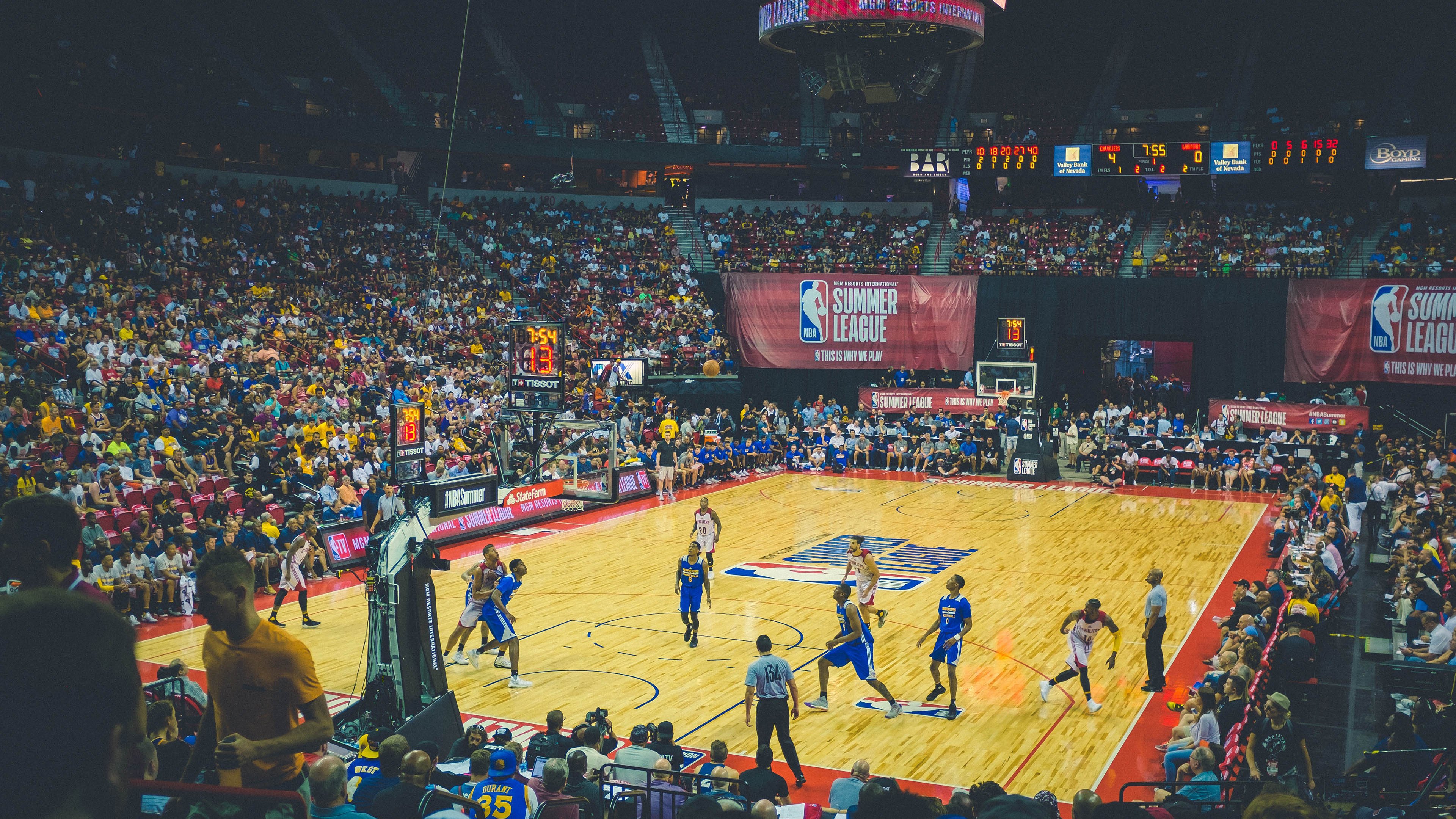 世界排名争夺战之夜，德里赫特带动全队节奏