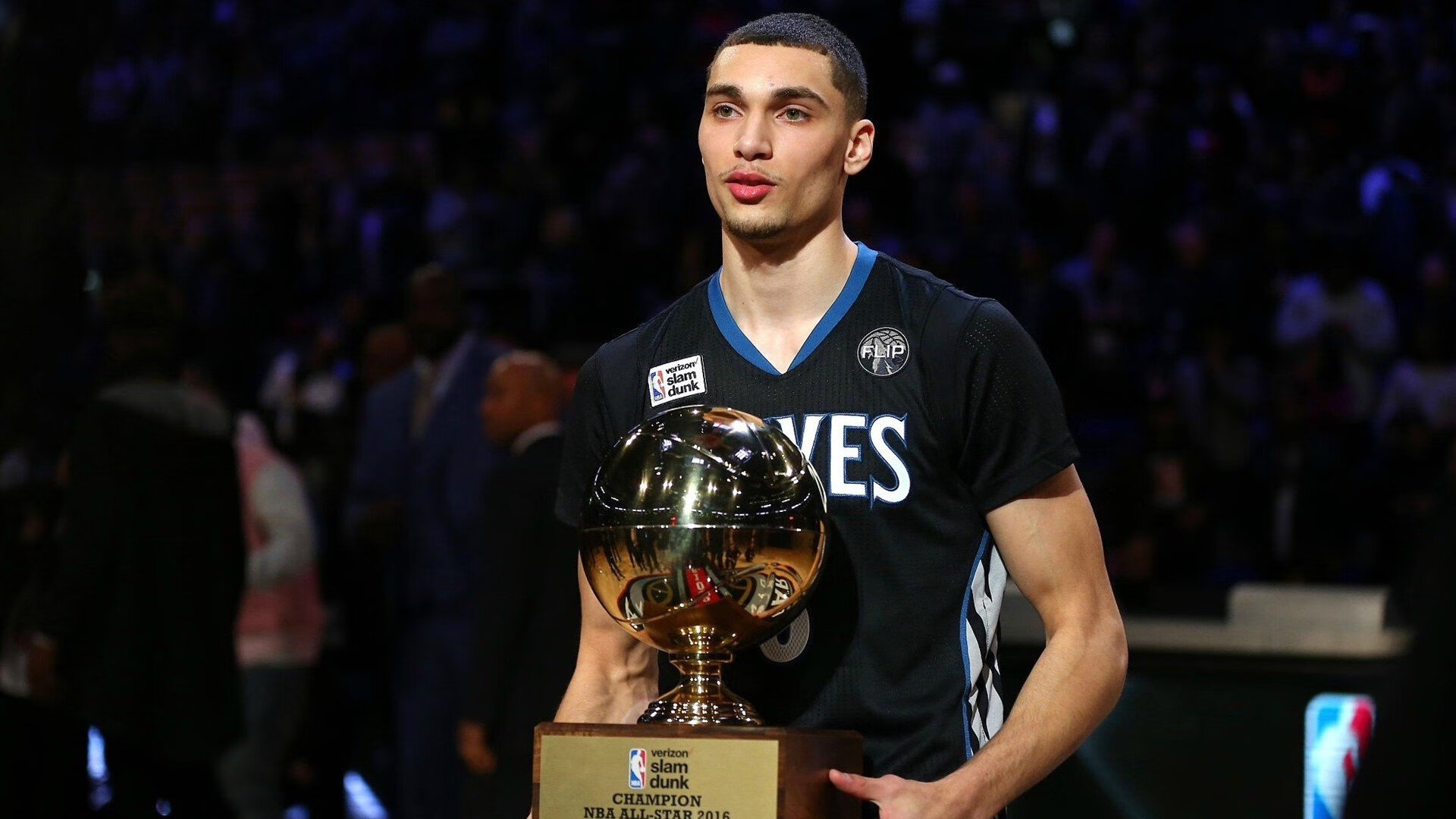 阿劳霍，从诺坎普的阴影到圣西罗的曙光，一个非典型英雄的诞生